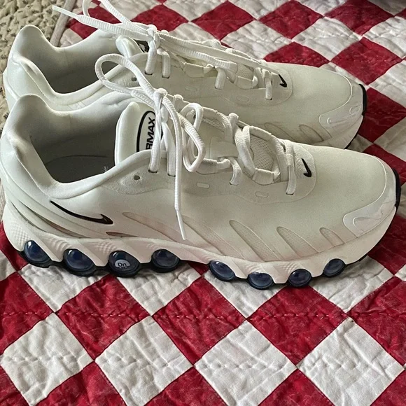 Nike Air Max White, black and blue Sneakers size 9.5 - Picture 7 of 12
